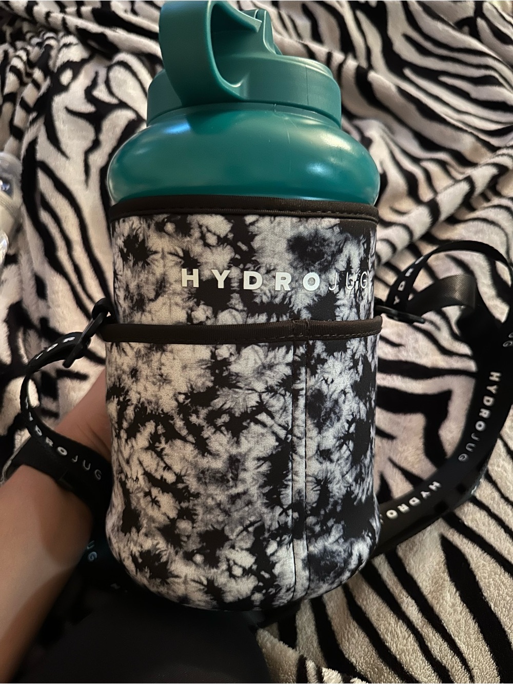 HydroJug Black & White Tie-Dye Bottle Carrier with Adjustable Strap